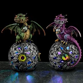 Figurka z LED -"Smok na kuli"