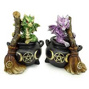 Figurka - Mały smok w magicznym kociołku wiedźmy