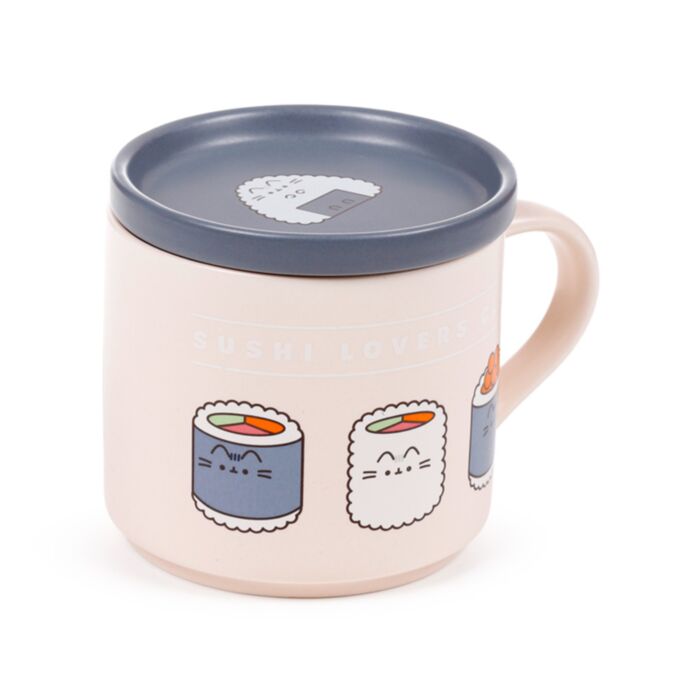 Kubek porcelanowy z podstawką/pokrywką z motywem Pusheen Sushi Club