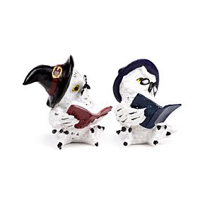 Figurka - Mądra stara magiczna sowa czytająca księgi z zaklęciami